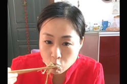 娱乐吃瓜酱当你的朋友,揭秘娱乐圈幕后故事，带你领略明星们的真实生活