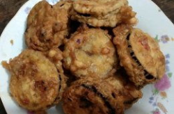 炸茄盒的做法,酥脆外皮，鲜嫩内馅，制作步骤详解